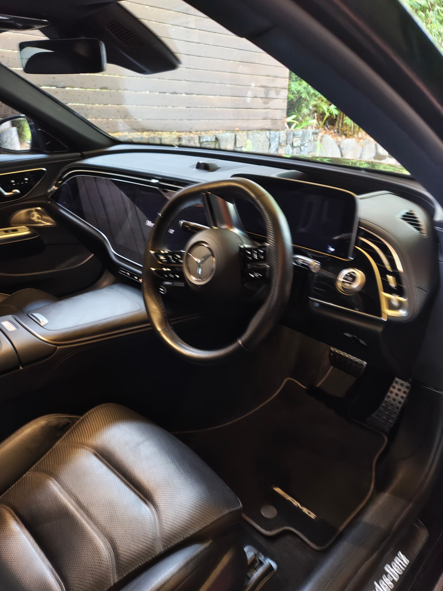 Mercedes-Benz interior after detailing